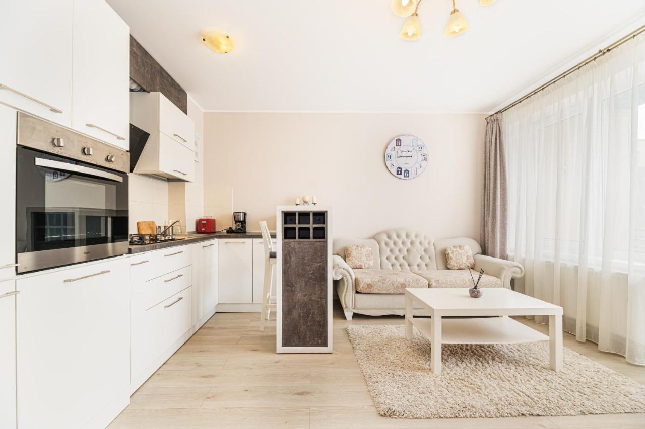 Apartament Belles Roses Brasov Appartement Buitenkant foto