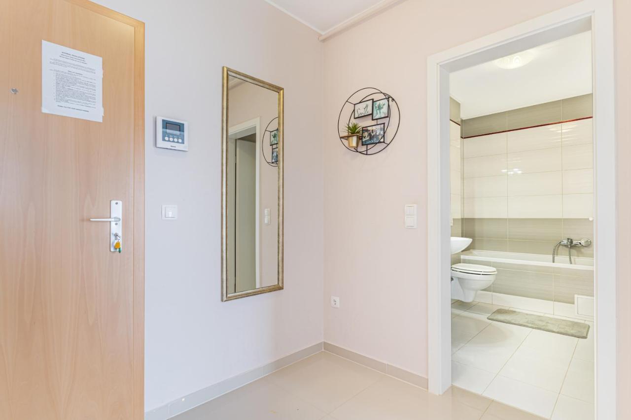 Apartament Belles Roses Brasov Appartement Buitenkant foto
