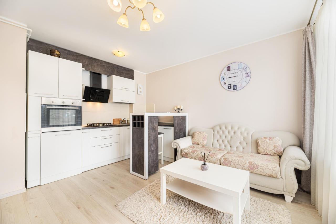 Apartament Belles Roses Brasov Appartement Buitenkant foto
