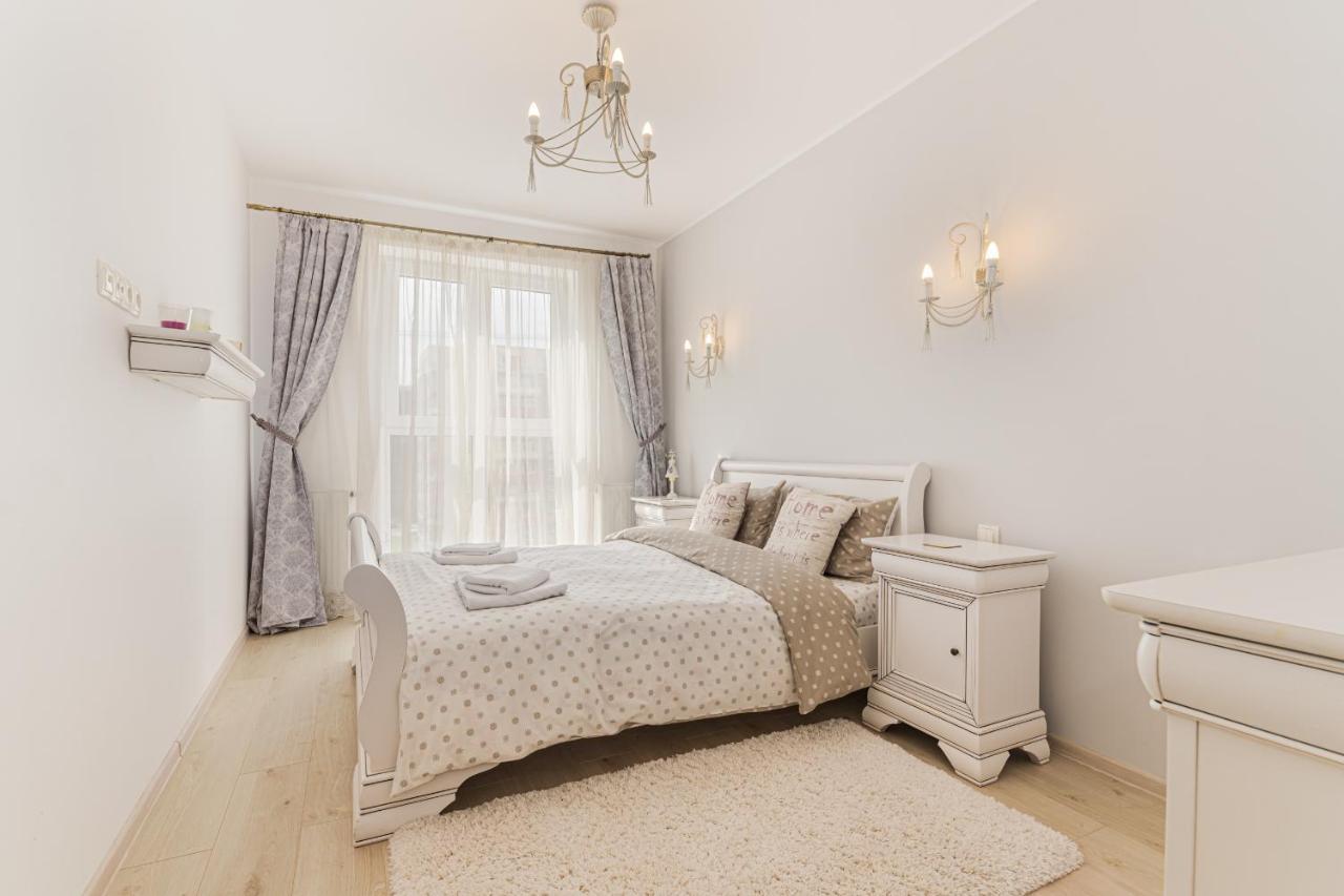 Apartament Belles Roses Brasov Appartement Buitenkant foto
